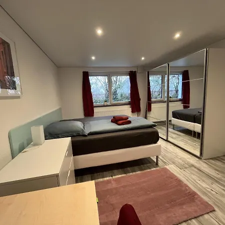 90 M2 With 2 Bedrooms, Terrace And Garden *