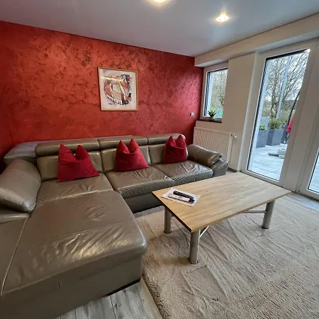 Apartment 90 M2 With 2 Bedrooms, Terrace And Garden